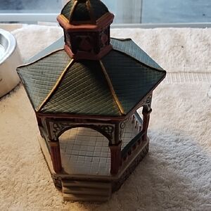 Lemax Red and Green Victorian Village Gazebo